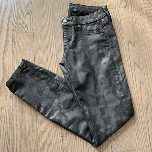 Bebe. Black metallic jeans. Size 25
